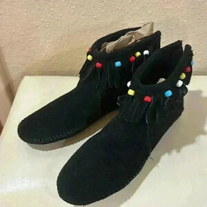 Minnetonka beaded booties. Size 7 1/2